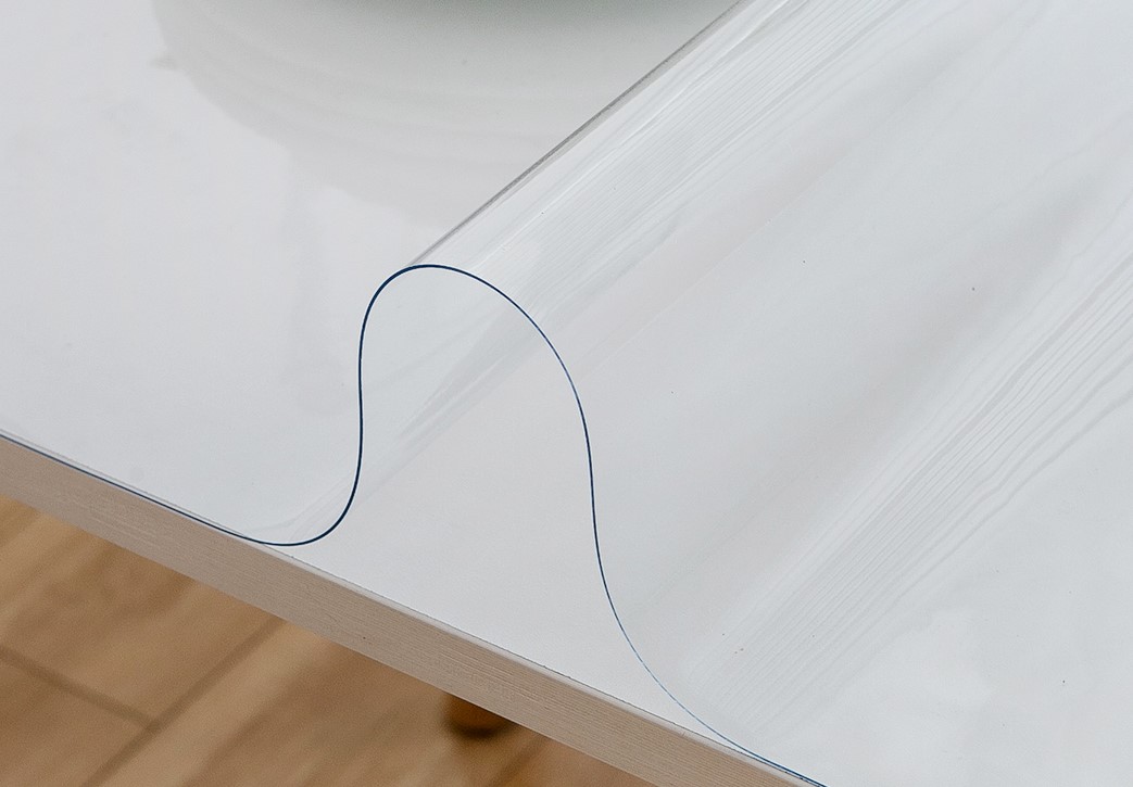 La nappe transparente épaisse effet plateau de verre nortufting